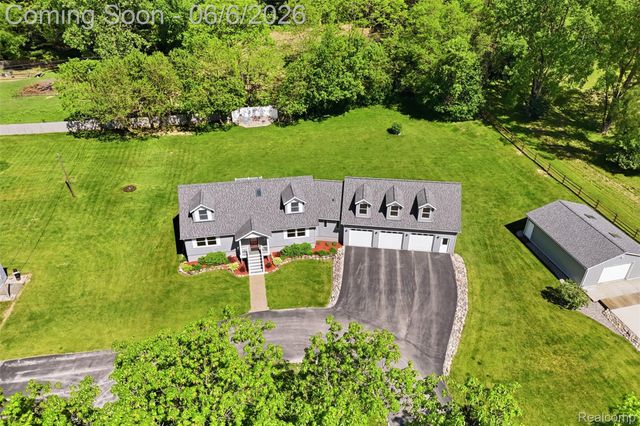 7060 Sheldon Road, Hamburg Township, MI 48189
