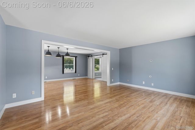 7060 Sheldon Road, Hamburg Township, MI 48189