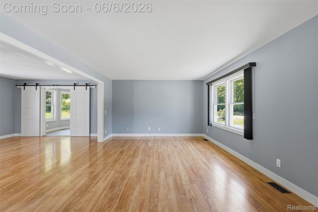 7060 Sheldon Road, Hamburg Township, MI 48189