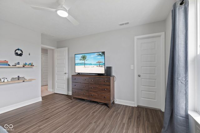 1345 Sanderling Drive, Greenwood, IN 46143