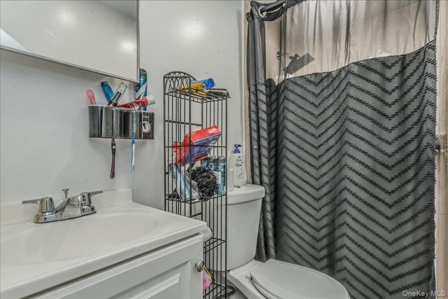 237 Rhodes Avenue, Hempstead, NY 11550