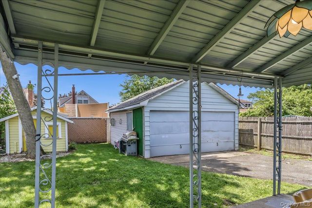 237 Rhodes Avenue, Hempstead, NY 11550
