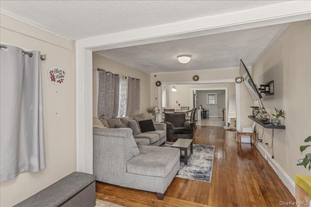 237 Rhodes Avenue, Hempstead, NY 11550