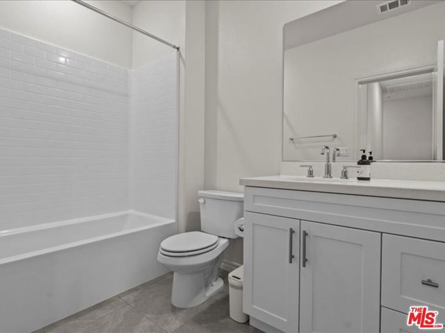 17923 Goodyear, Carson, CA 90746