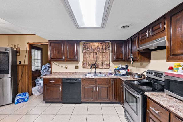 3225 SCOTLAND RD, Memphis, TN 38128