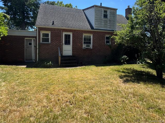 253 Eagle Avenue, West Hempstead, NY 11552