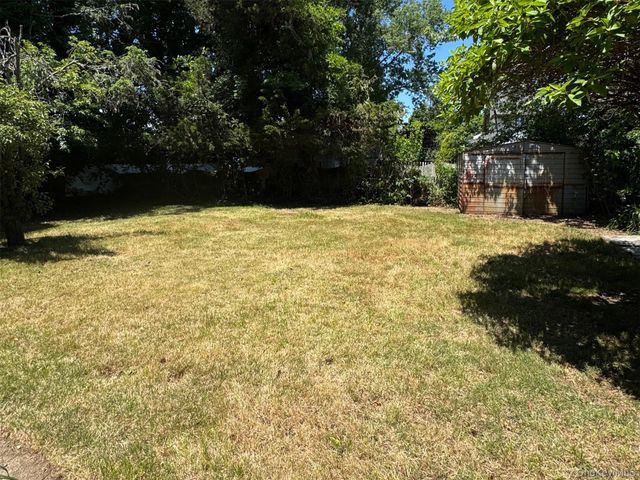 253 Eagle Avenue, West Hempstead, NY 11552