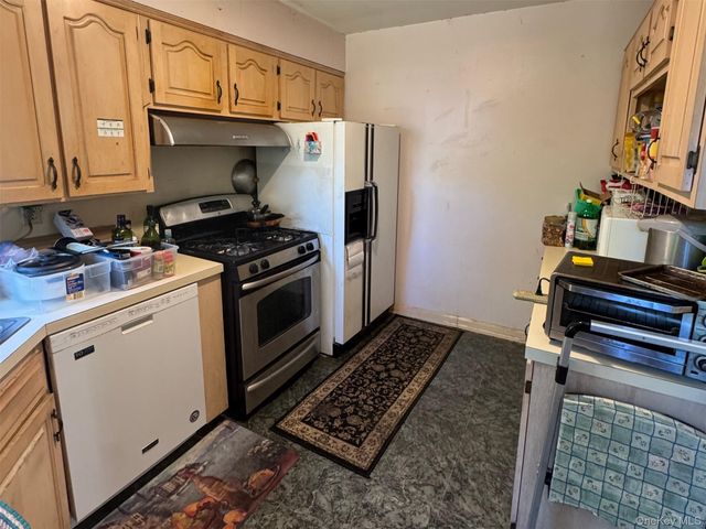 253 Eagle Avenue, West Hempstead, NY 11552