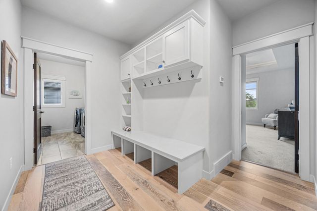 2865 McLeod Drive E, West Fargo, ND 58078