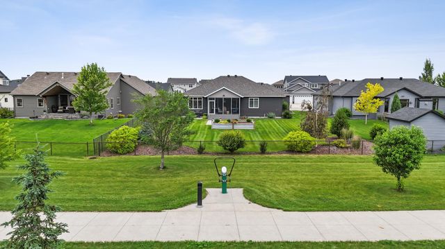 2865 McLeod Drive E, West Fargo, ND 58078