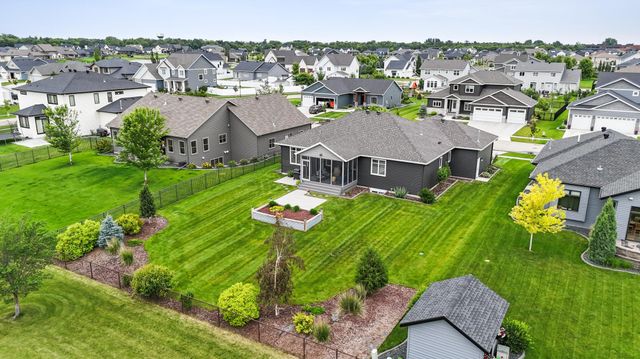 2865 McLeod Drive E, West Fargo, ND 58078