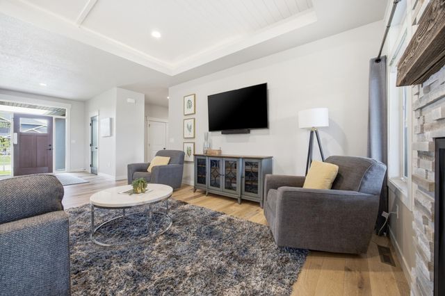 2865 McLeod Drive E, West Fargo, ND 58078