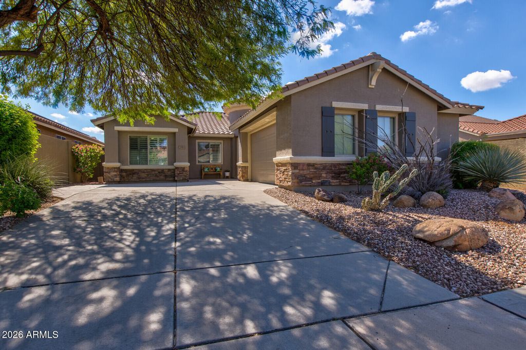 2553 W COYOTE CREEK Drive, Phoenix, AZ 85086