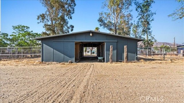 943 Wesley, Banning, CA 92220