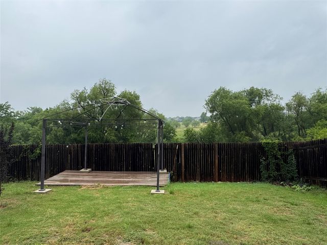 253 Eagle Brook LN, Buda, TX 78610