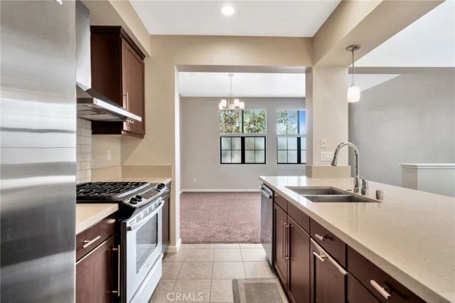 563 W Maple Avenue, Orange, CA 92868