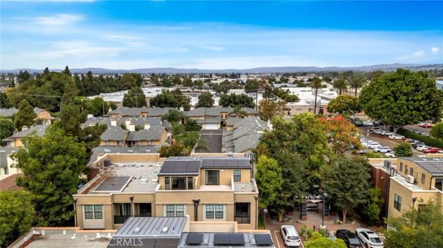 563 W Maple Avenue, Orange, CA 92868