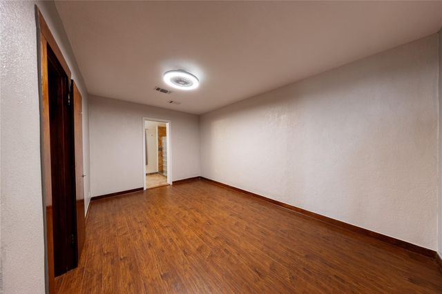 1229 W 21st Street, Houston, TX 77008