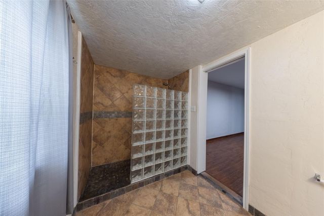 1229 W 21st Street, Houston, TX 77008