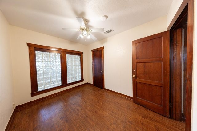 1229 W 21st Street, Houston, TX 77008