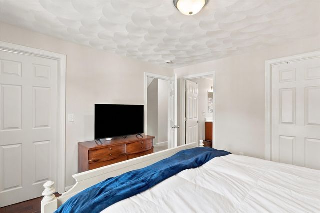 998 Boston Rd, Haverhill, MA 01835