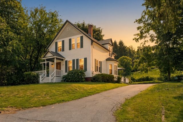 998 Boston Rd, Haverhill, MA 01835