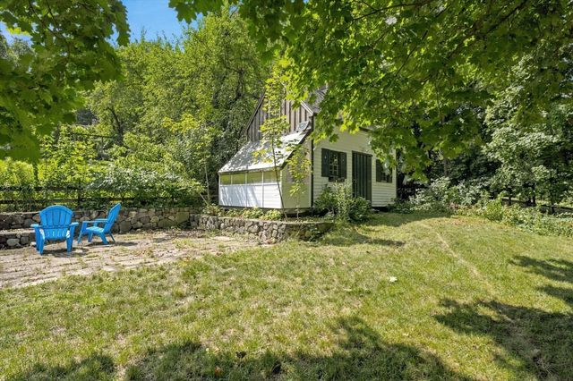 998 Boston Rd, Haverhill, MA 01835