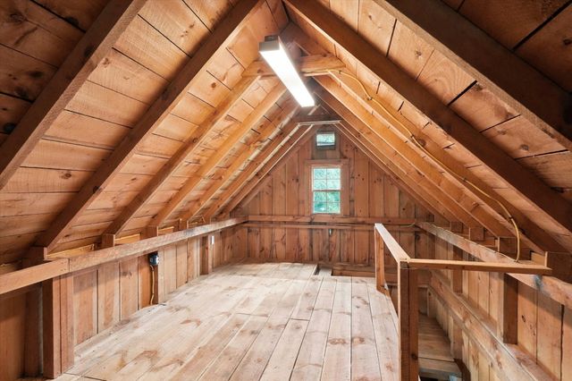 998 Boston Rd, Haverhill, MA 01835