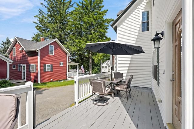 998 Boston Rd, Haverhill, MA 01835