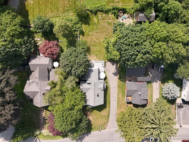 998 Boston Rd, Haverhill, MA 01835