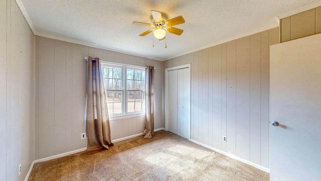 628 Tom White Rd, Big Sandy, TN 38221