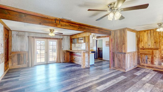 628 Tom White Rd, Big Sandy, TN 38221