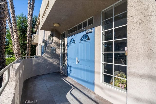 18347 Saticoy 28, Reseda, CA 91335