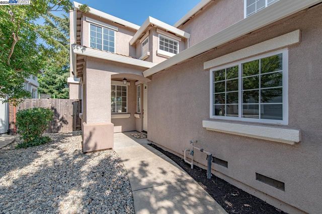 829 Berryessa Ct, Livermore, CA 94551