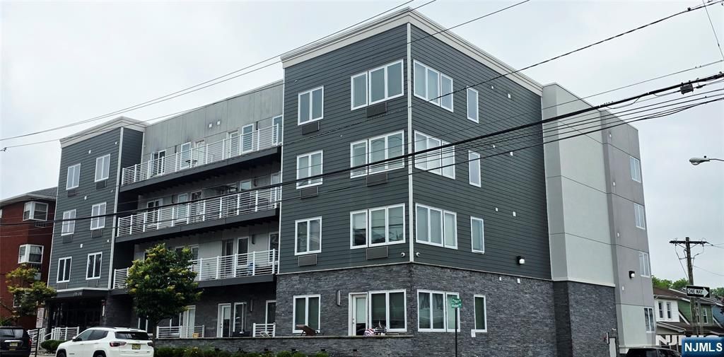 235 Ridge Road, North Arlington, NJ 07031