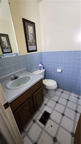 302 Sandberg LN, Cardinal, VA 23025