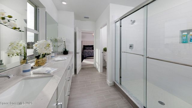 1987 Fuchsia Place NW, Palm Bay, FL 32907