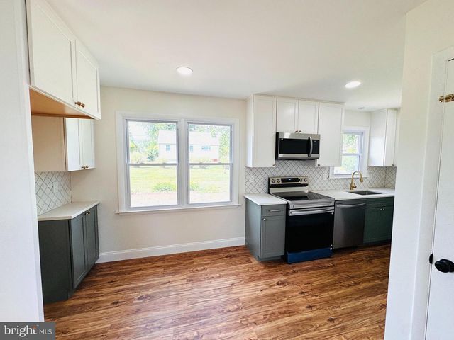 533 MARTIN AVE, Mount Joy, PA 17552