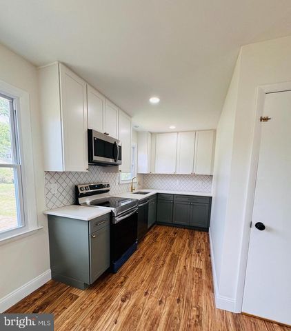 533 MARTIN AVE, Mount Joy, PA 17552