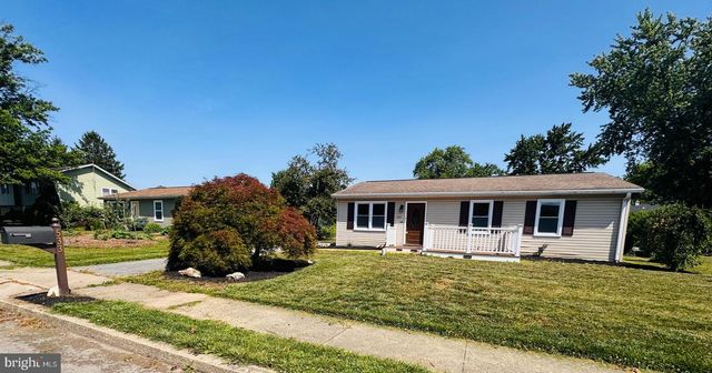 533 MARTIN AVE, Mount Joy, PA 17552