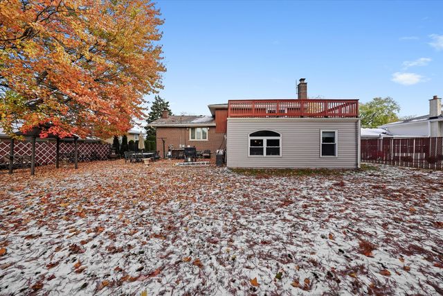 9120 S Keeler Avenue, Oak Lawn, IL 60453