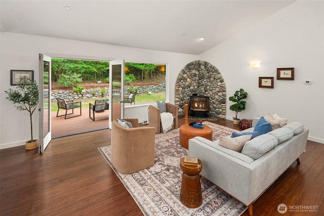 10420 SW 230th Street, Vashon, WA 98070