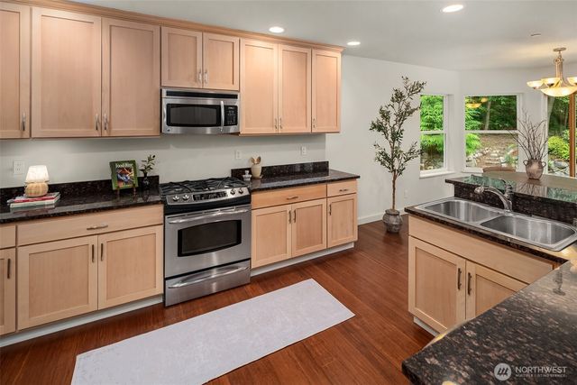 10420 SW 230th Street, Vashon, WA 98070