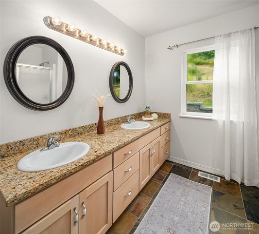 10420 SW 230th Street, Vashon, WA 98070