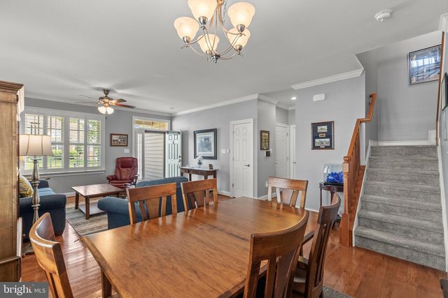 33 BOBOLINK DR, Gettysburg, PA 17325