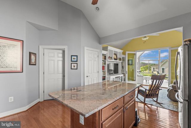33 BOBOLINK DR, Gettysburg, PA 17325
