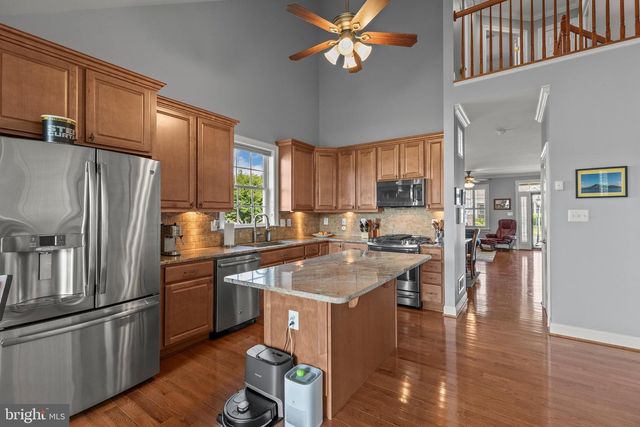 33 BOBOLINK DR, Gettysburg, PA 17325