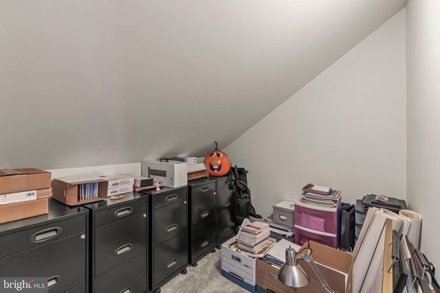 33 BOBOLINK DR, Gettysburg, PA 17325