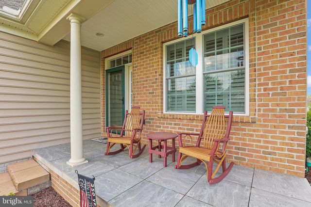 33 BOBOLINK DR, Gettysburg, PA 17325