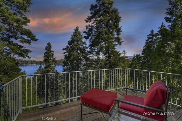 319 Mittry Lane, Lake Arrowhead, CA 92352